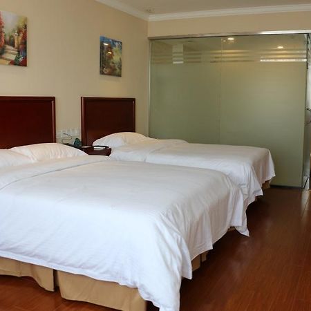 Greentree Inn Shandong Yantai Development Zone International Airport Shell Hotel Penglai Exterior photo