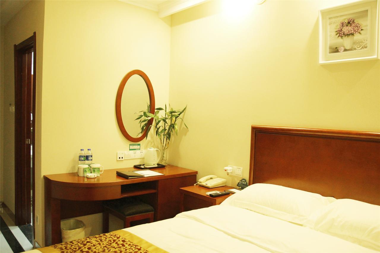 Greentree Inn Shandong Yantai Development Zone International Airport Shell Hotel Penglai Exterior photo